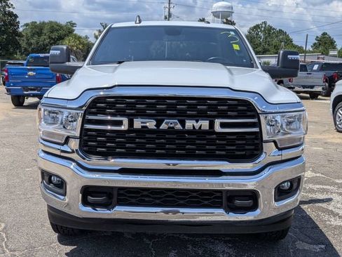 Used 2024 RAM 2500 Big Horn AWD/4WD image 9