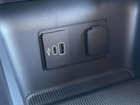 New 2026 Ford Explorer ST-Line image 21