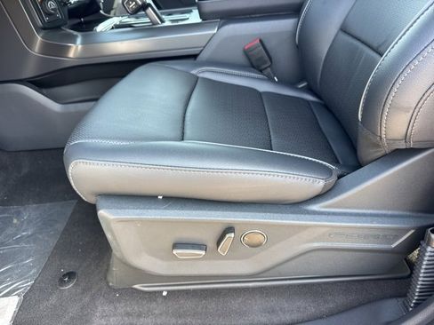 New 2025 Ford F150 Lariat w/ Equipment Group 502A High image 9