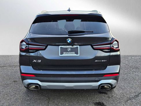 Used 2022 BMW X3 xDrive30i w/ Premium Package 2 image 4