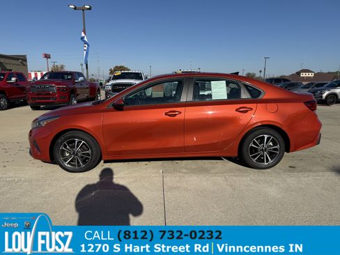 Used 2023 Kia Forte LXS w/ LXS Technology Package image 5