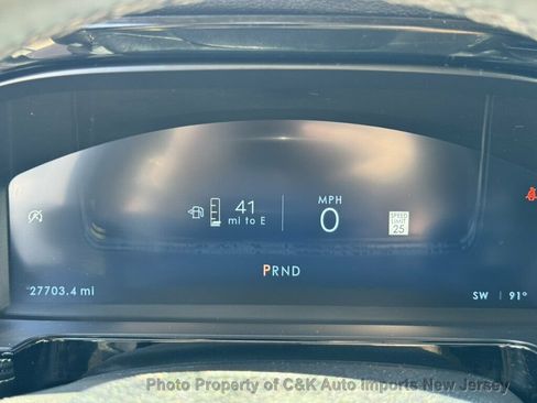 Used 2024 Lincoln Corsair AWD w/ Equipment Group 101A image 20