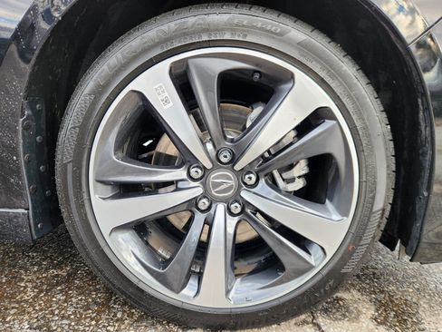 Certified 2025 Acura TLX w/ Technology Package image 21