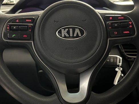 Used 2017 Kia Optima LX image 19