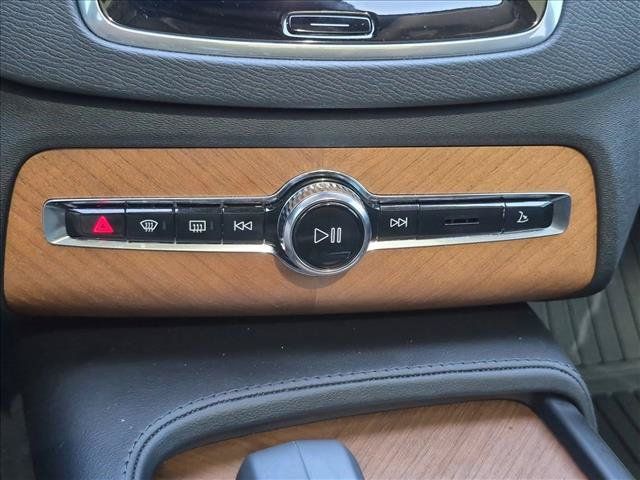 Used 2024 Volvo XC90 B5 Plus w/ Protection Package Premier AWD/4WD image 15