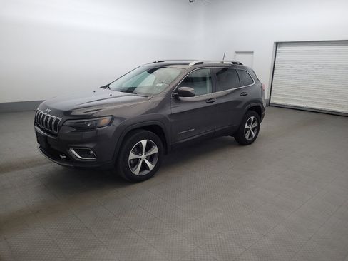 Used 2021 Jeep Cherokee Limited w/ Elite Package AWD/4WD image 2