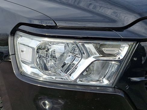 Used 2019 RAM 1500 Big Horn image 9