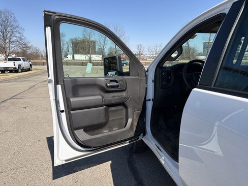 Used 2023 Chevrolet Silverado 2500 W/T w/ WT Fleet Convenience Package image 10