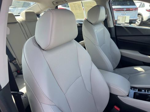 Used 2023 Honda Accord EX-L image 31