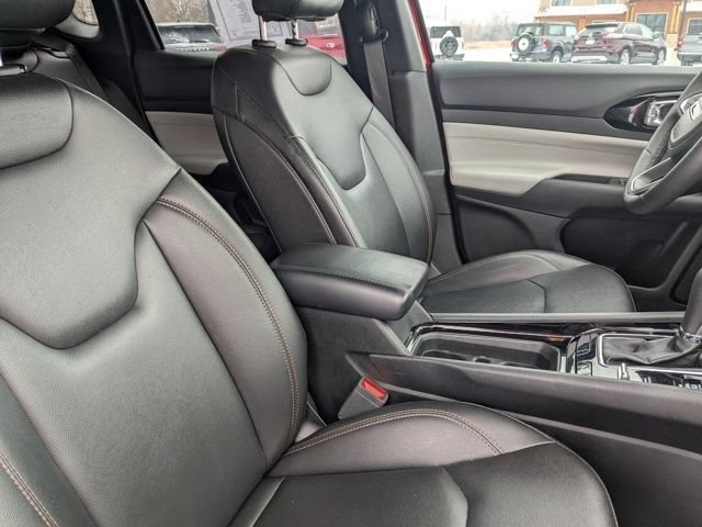 Used 2023 Jeep Compass Limited AWD/4WD image 13