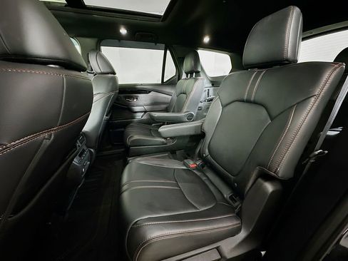 Certified 2023 Honda Pilot TrailSport image 4