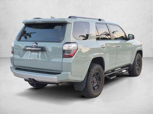 Certified 2023 Toyota 4Runner TRD Off-Road Premium w/ Moonroof Package AWD/4WD image 5