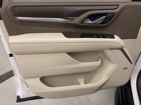Used 2023 GMC Yukon XL Denali w/ LPO, Floor Liner Package AWD/4WD image 27