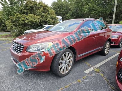 Used 2017 Volvo XC60 T6 Inscription w/ Preferred Option Package