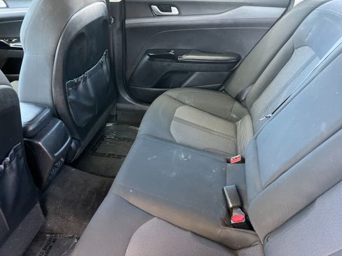 Used 2022 Kia K5 LXS FWD image 5