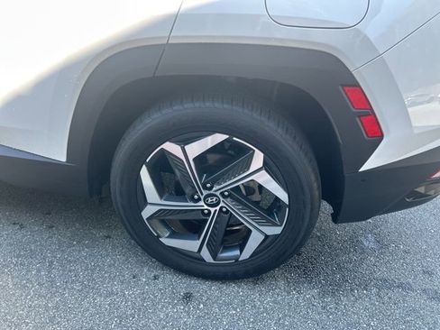 Certified 2023 Hyundai Tucson Limited image 6