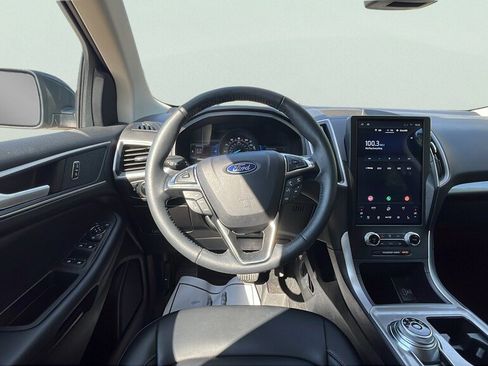 Used 2024 Ford Edge SEL w/ Convenience Package AWD/4WD image 11