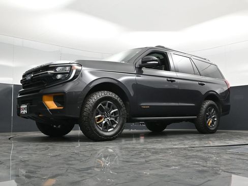 Certified 2025 Ford Expedition Tremor AWD/4WD image 52