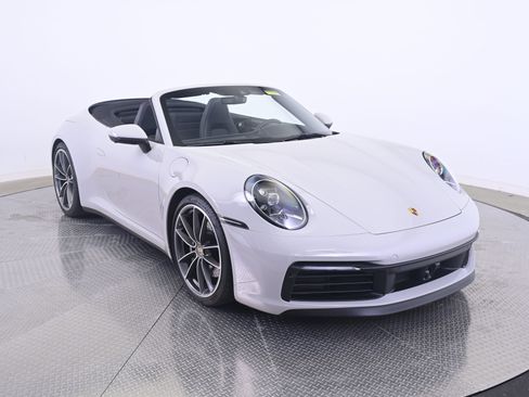Used 2020 Porsche 911 Carrera 4S AWD/4WD image 9