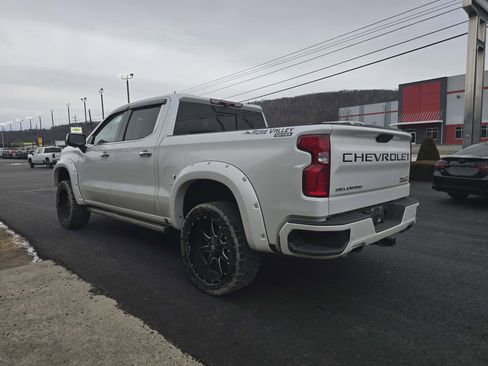 Used 2021 Chevrolet Silverado 1500 High Country w/ Technology Package image 6