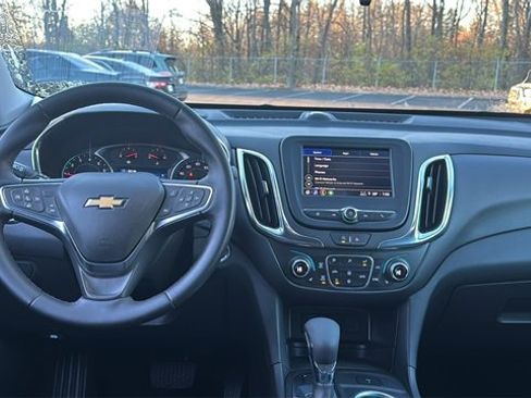 Used 2024 Chevrolet Equinox LT image 12