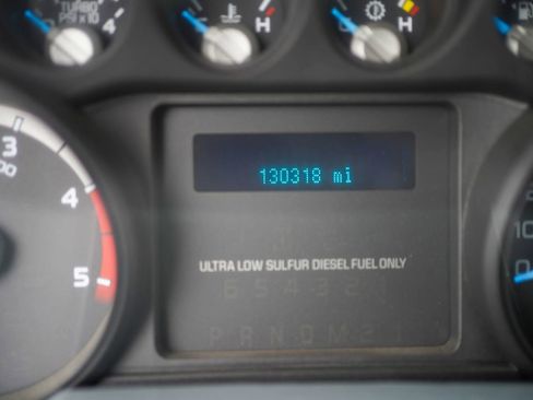 Used 2016 Ford F550 4x4 Crew Cab Super Duty image 46