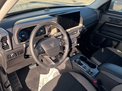 Used 2025 Ford Bronco Sport Big Bend w/ Convenience Package image 5