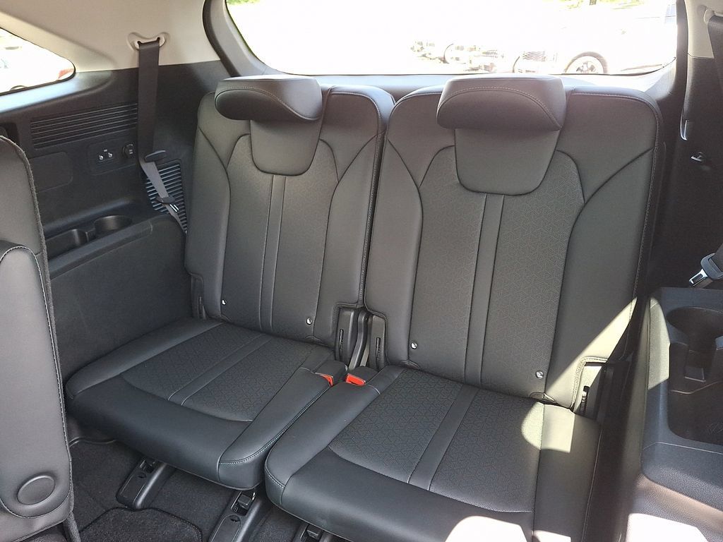 Certified 2023 Kia Sorento EX AWD/4WD image 13