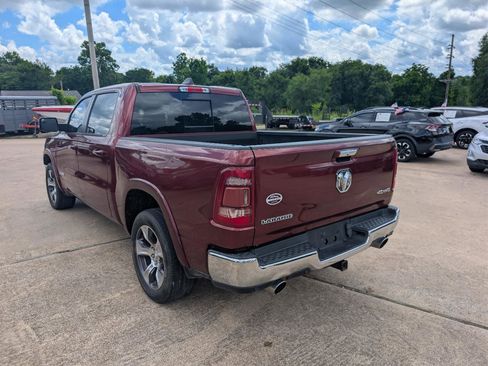 Used 2019 RAM 1500 Laramie AWD/4WD image 7