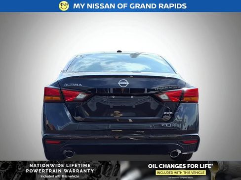 New 2025 Nissan Altima 2.5 SV w/ SV Premium Package image 17