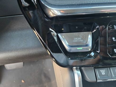 New 2026 GMC Sierra 3500 Denali w/ Denali Reserve Package image 19