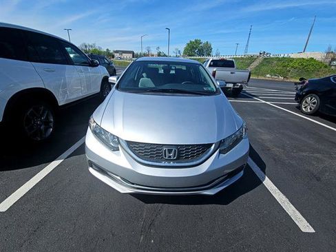 Used 2014 Honda Civic LX image 2