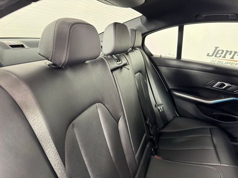 Used 2025 BMW 330i Sedan image 28