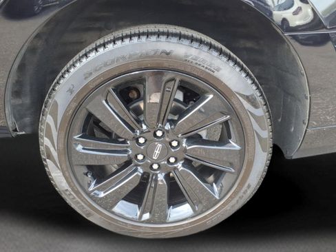 Certified 2024 Lincoln Navigator Reserve AWD/4WD image 20
