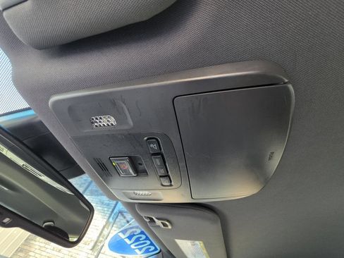 Used 2022 Toyota Avalon XLE FWD image 24
