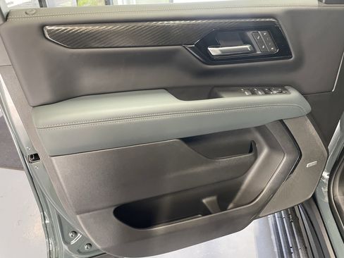 New 2026 GMC Yukon XL AT4 w/ AT4 Premium Package image 15