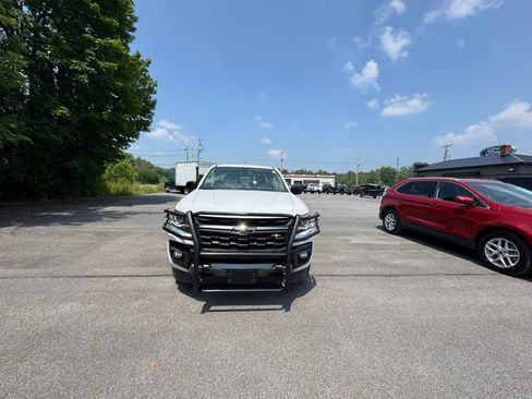 Used 2022 Chevrolet Colorado Z71 image 2