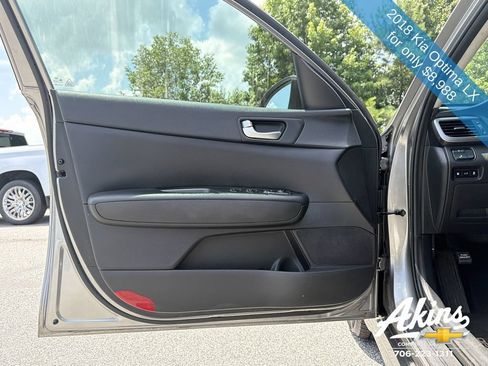 Used 2018 Kia Optima LX FWD image 16