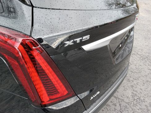 Used 2023 Cadillac XT5 Luxury AWD/4WD image 8
