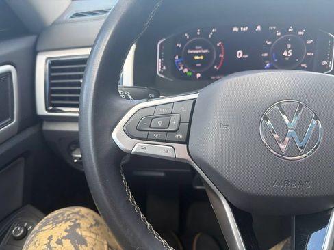 Used 2022 Volkswagen Atlas SE w/ Panoramic Sunroof Package AWD/4WD image 15