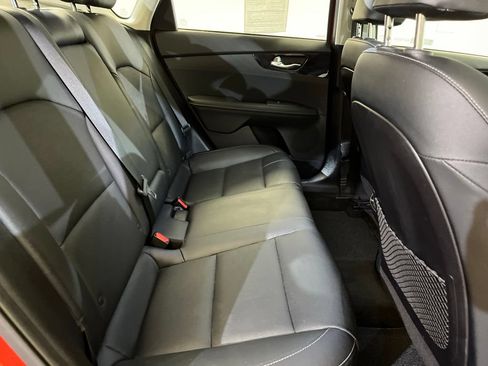 Used 2019 Kia Forte EX w/ Option Group 020 FWD image 11