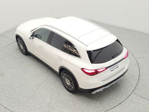 Certified 2026 Mercedes-Benz GLC 300 image 28