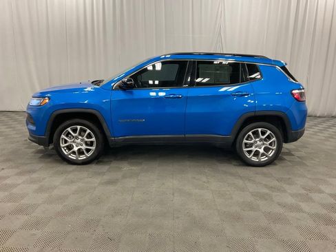 Used 2022 Jeep Compass Latitude image 7