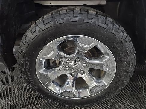 Used 2021 RAM 1500 Big Horn AWD/4WD image 13