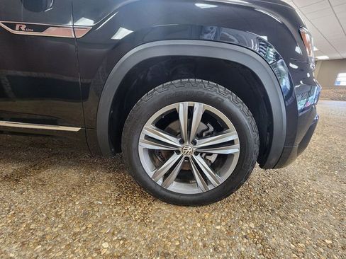 Used 2019 Volkswagen Atlas SE w/ Towing Package image 12