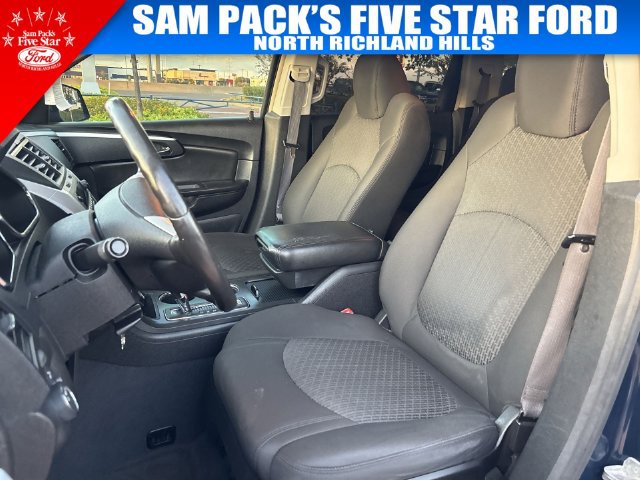 Used 2009 Chevrolet Traverse LT w/ California Edition Package FWD image 20