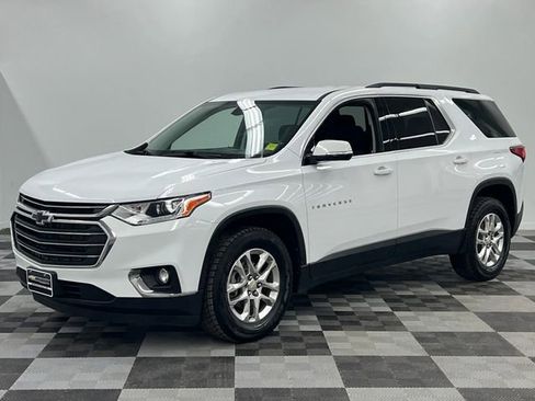 Used 2020 Chevrolet Traverse LT w/ LPO, Floor Liner Package image 3