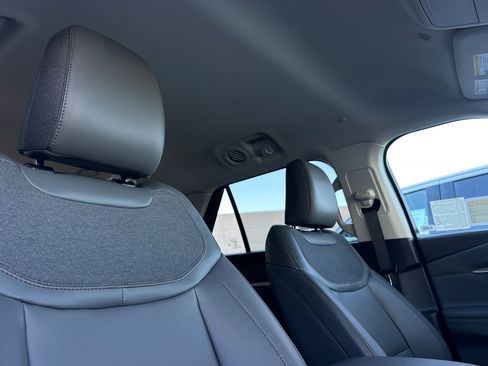 New 2026 Ford Explorer Active w/ Active Comfort Package image 17