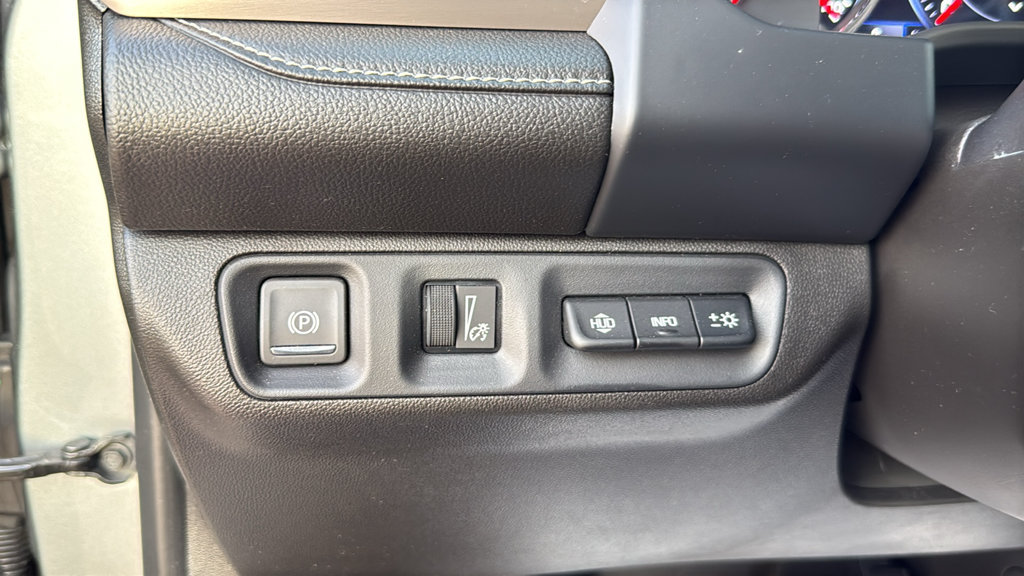 Used 2023 GMC Acadia Denali FWD image 19