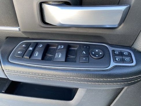 Used 2024 RAM 3500 Big Horn image 29